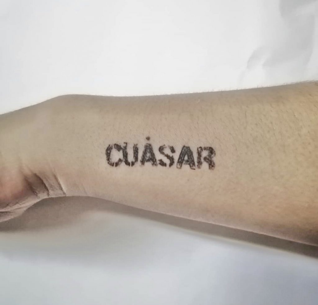tatuaje cuásar - ¿Qué significa la palabra cuásar? ¿Qué son los cuásares y sus características?
